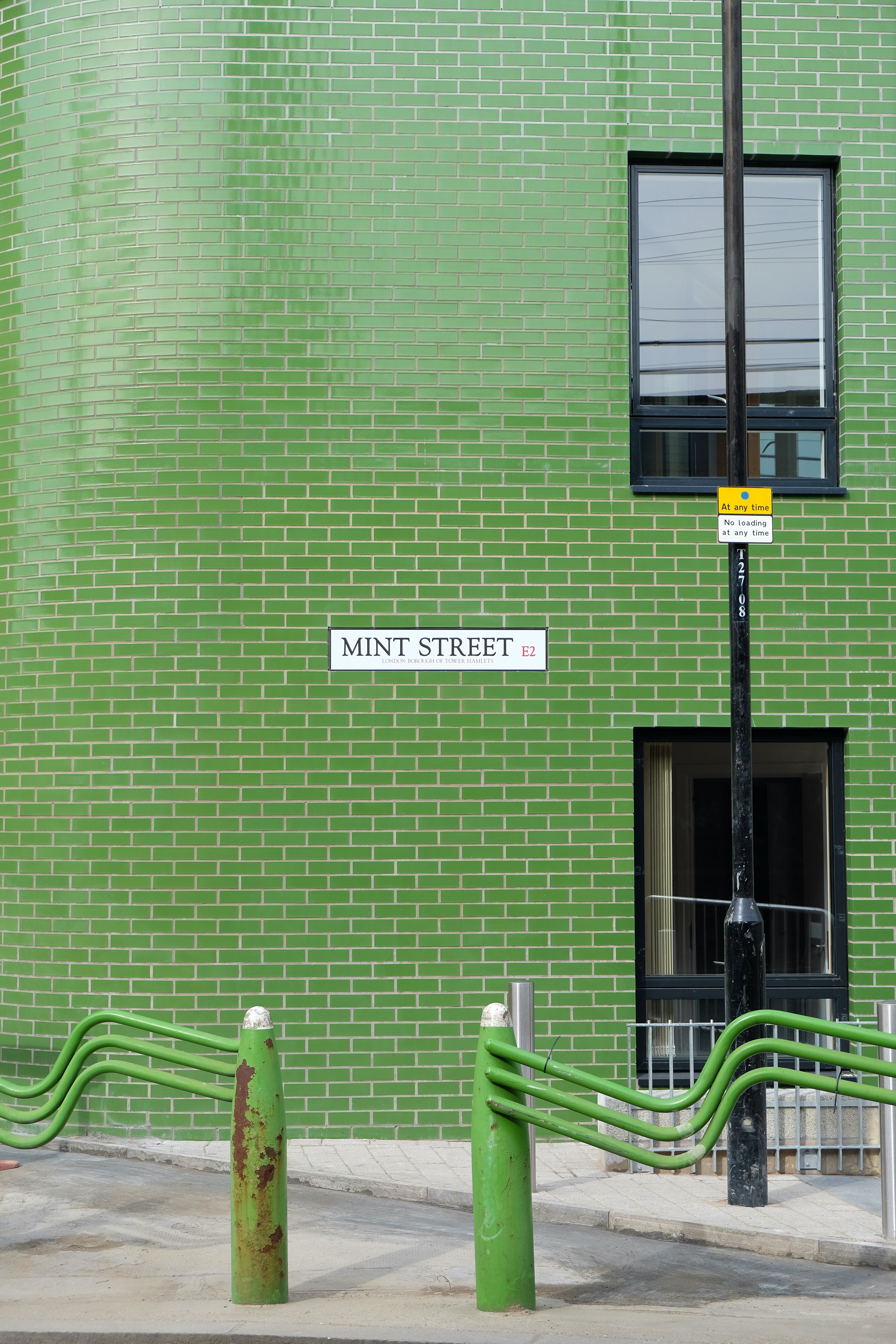 Mint Street Green Wall - London Street Photography