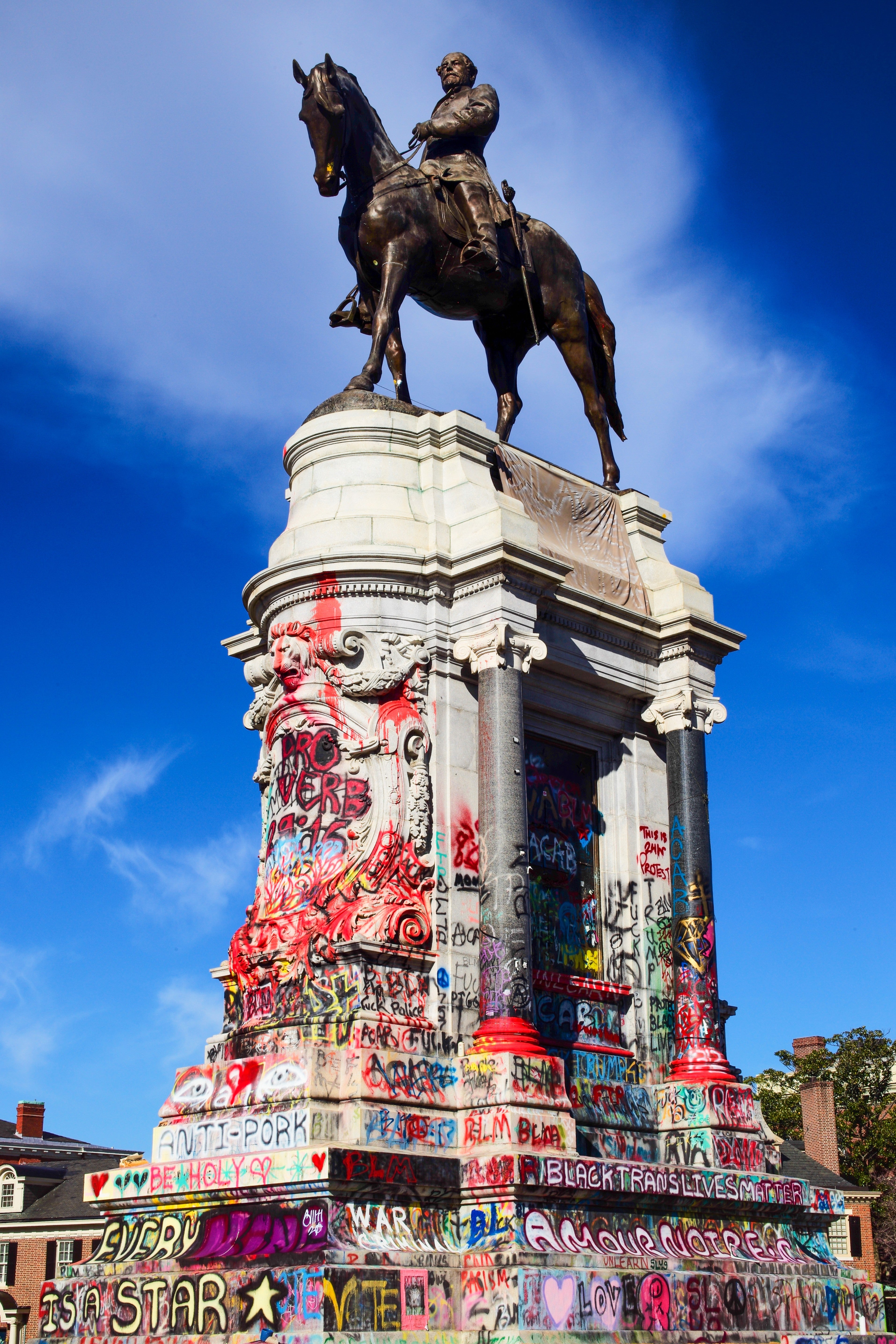 Lee Monument Before the Fall - Monument Avenue Richmond Photography