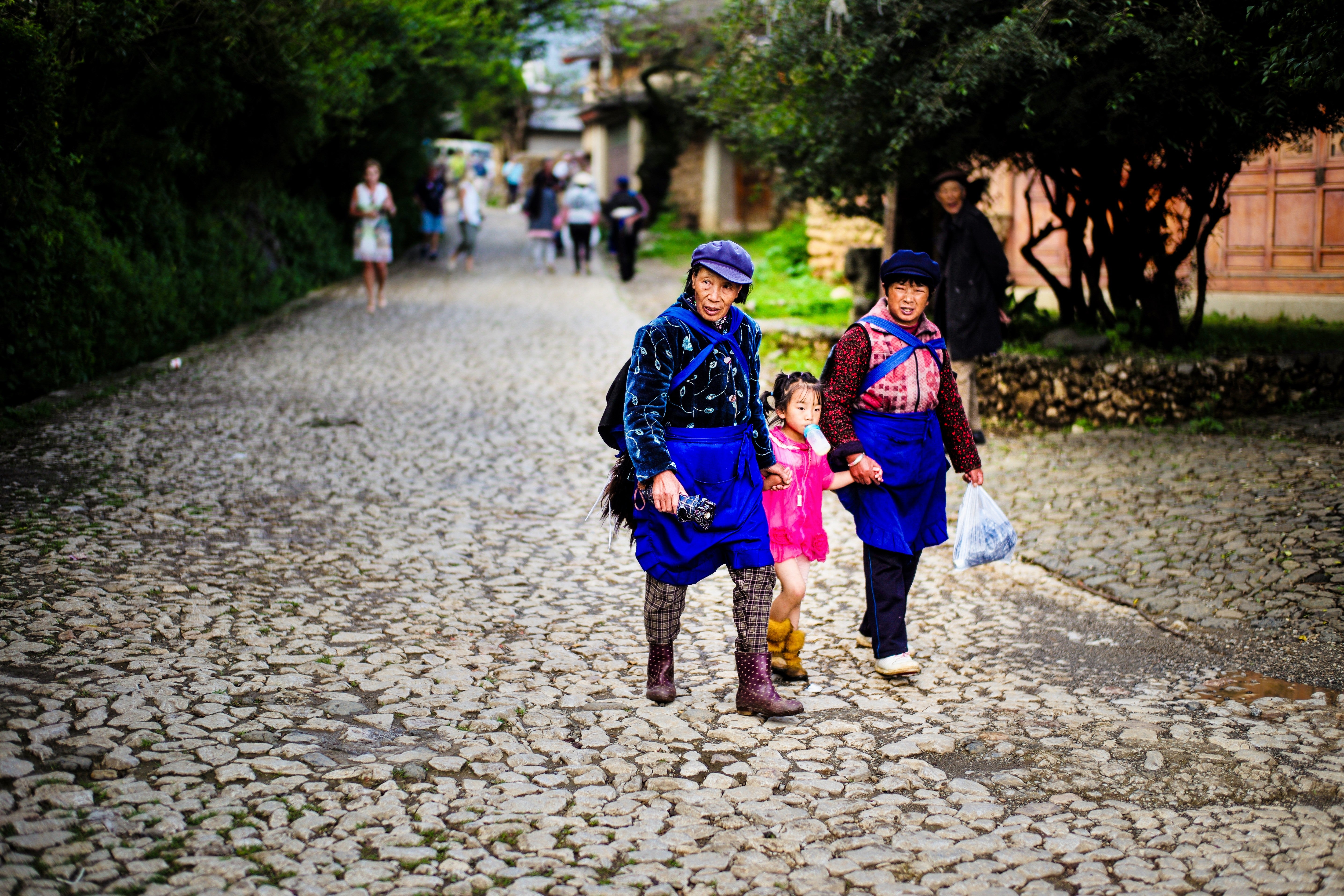 Three generations cobblestones rural China
